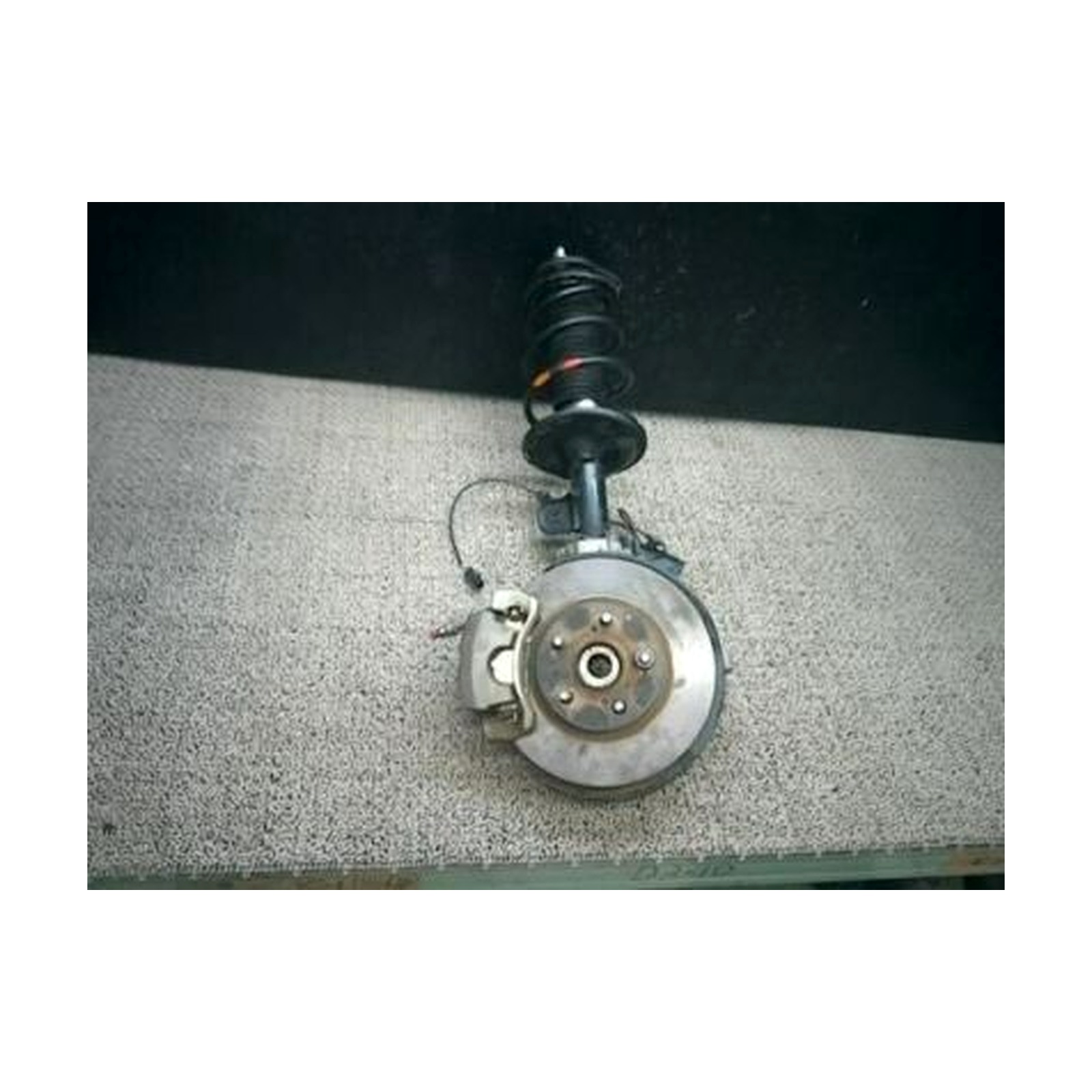 Front Left shock absorbers for Toyota Prius OEM 48520-80228